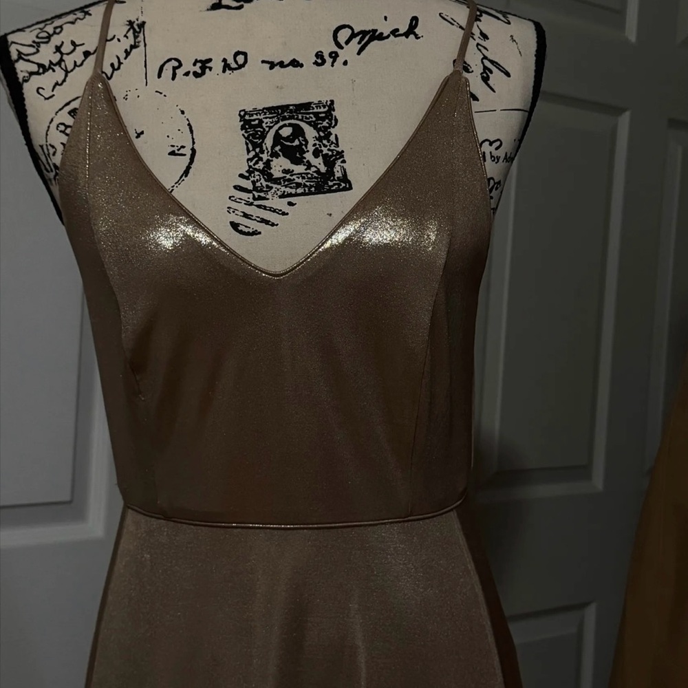 Halston Heritage Gold Metallic lamé Spaghetti Strap Dress